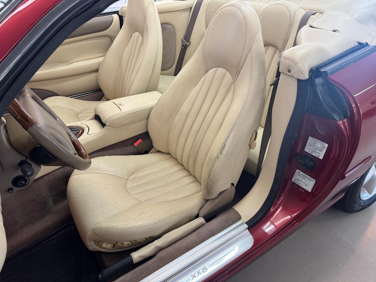 Jaguar XK8 Convertible 1997