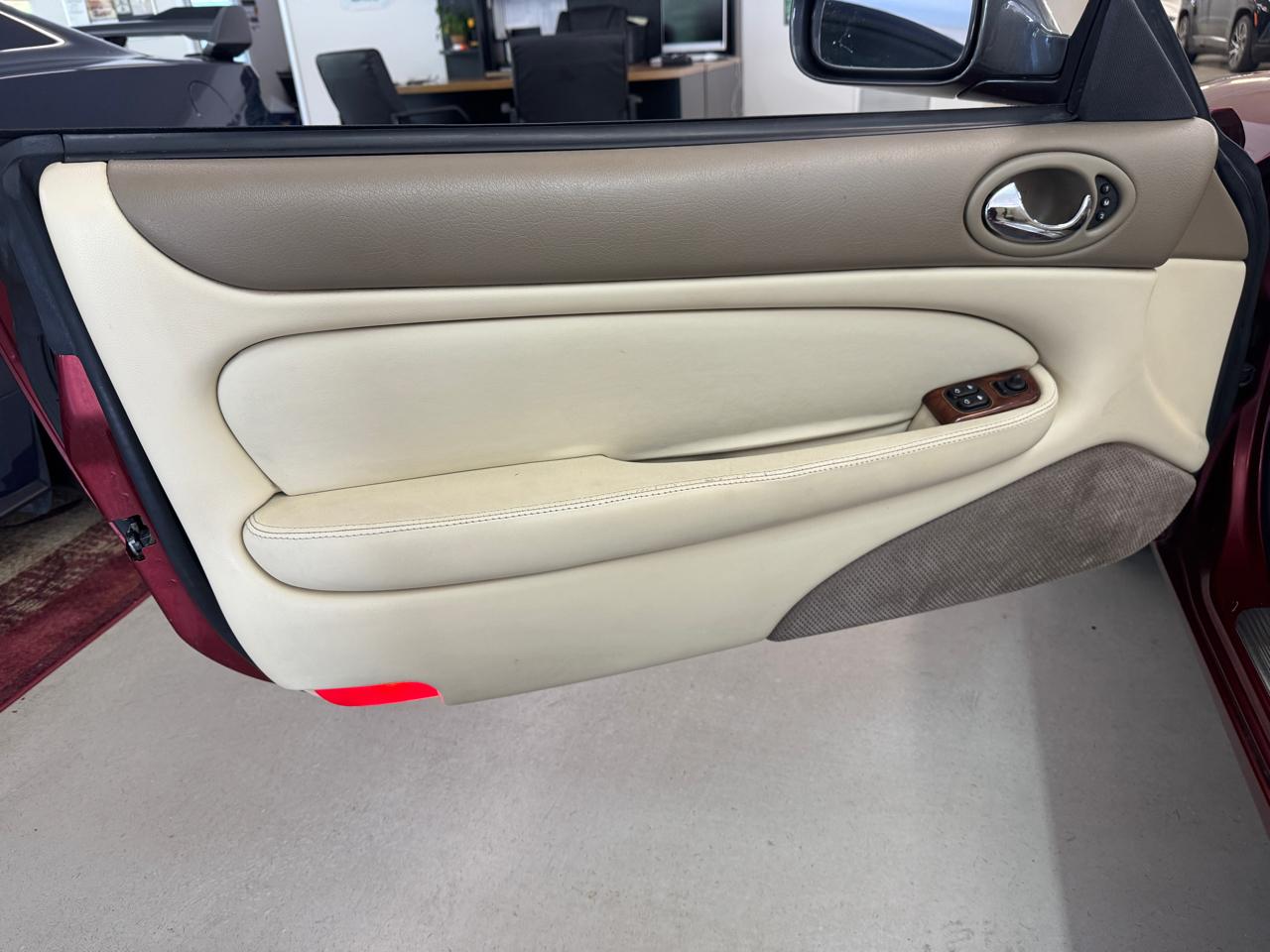 Jaguar XK8 Convertible 1997