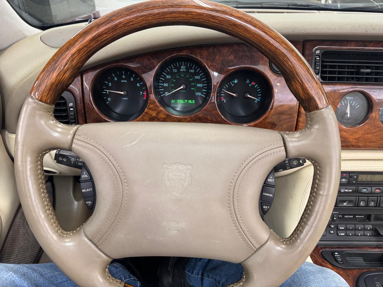 Jaguar XK8 Convertible 1997