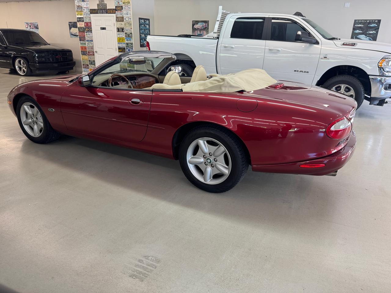 Jaguar XK8 Convertible 1997