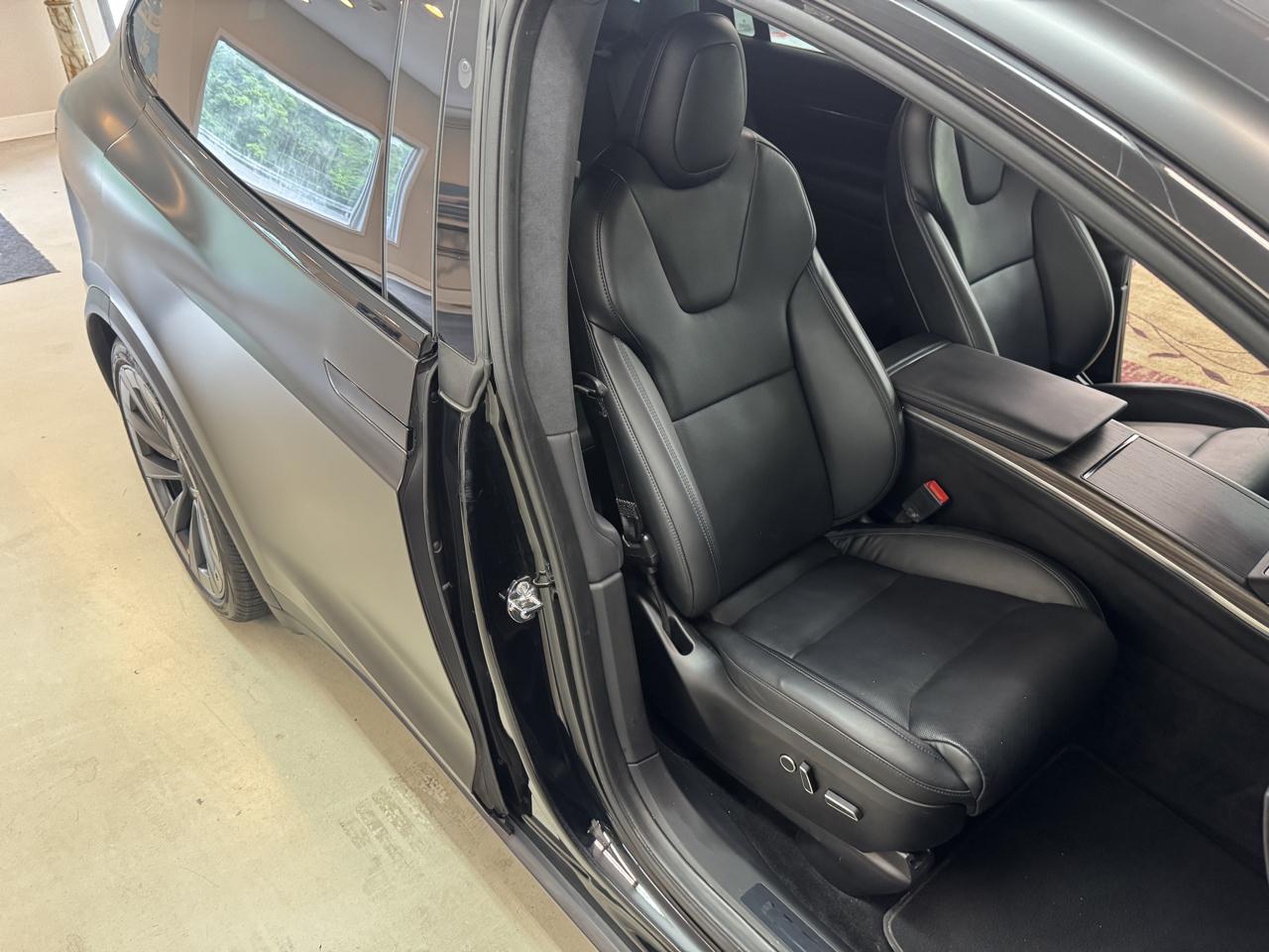 Tesla Model X Base 2022