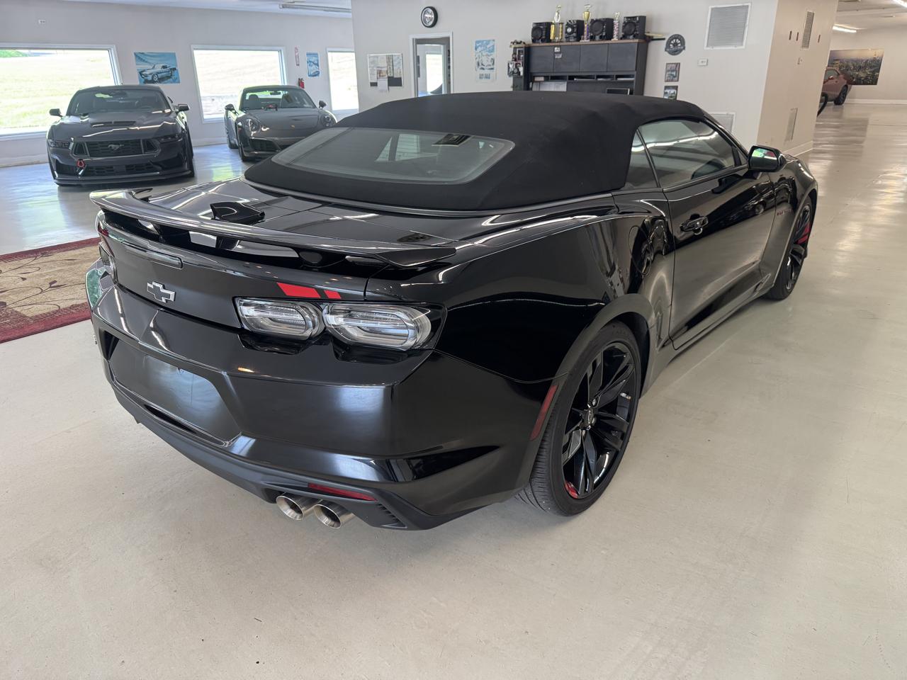 Chevrolet Camaro  2023