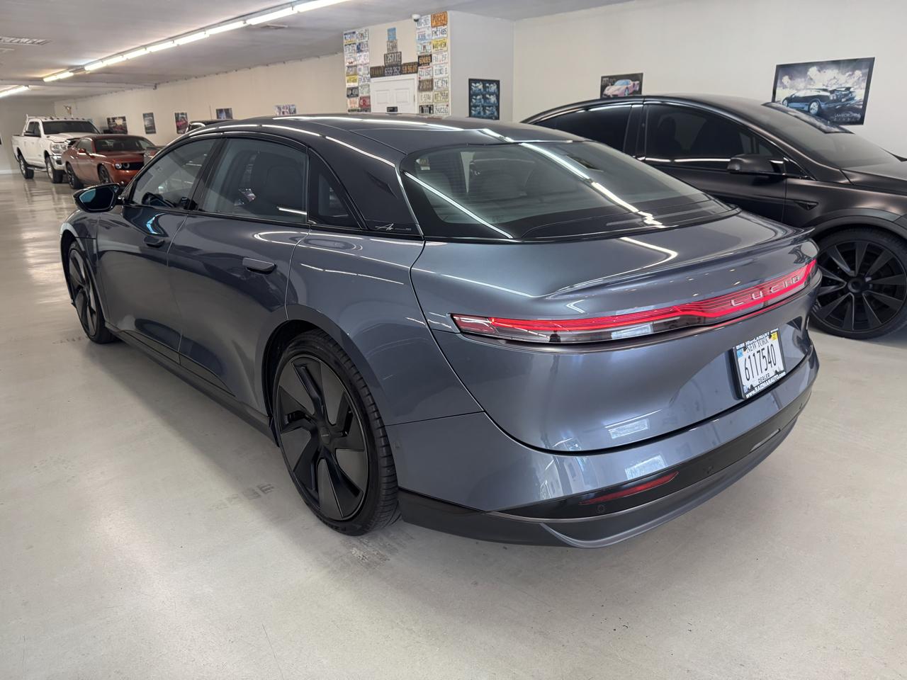 Lucid Air Touring 2024