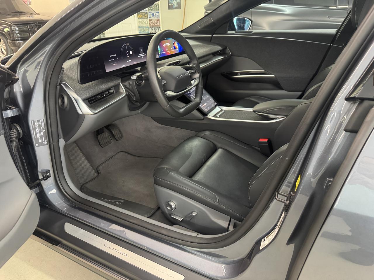 Lucid Air Touring 2024