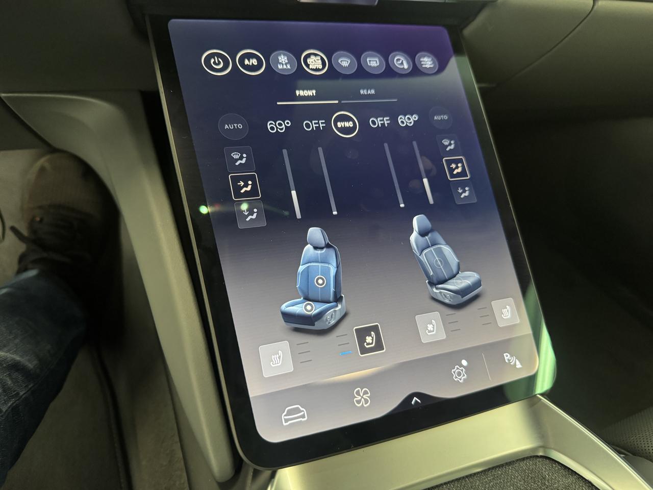 Lucid Air Touring 2024