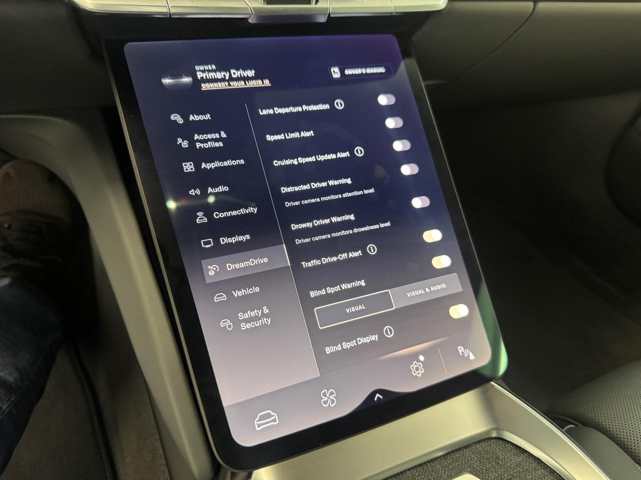 Lucid Air Touring 2024