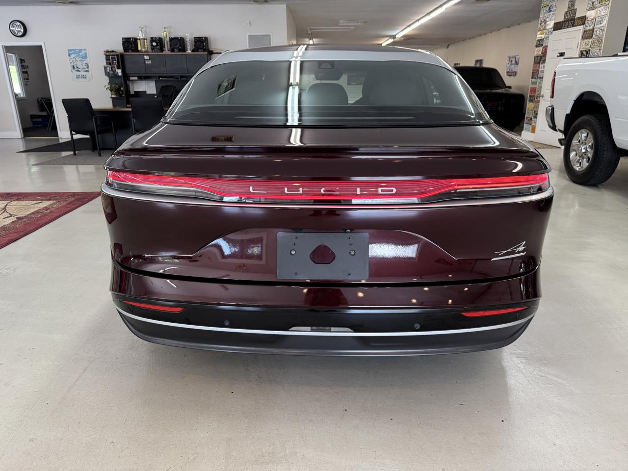 Lucid Air Touring 2024