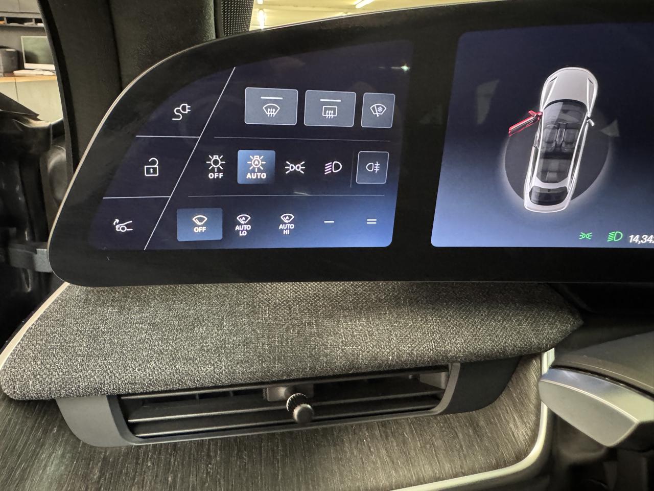 Lucid Air Touring 2024