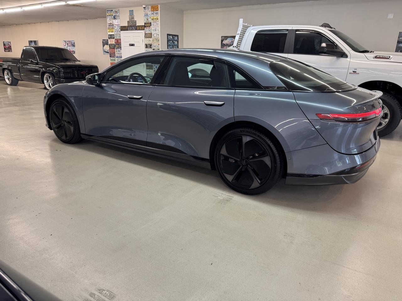 Lucid Air Touring 2024