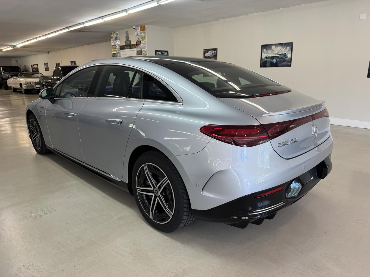 Mercedes-Benz EQE 350 4MATIC 2023
