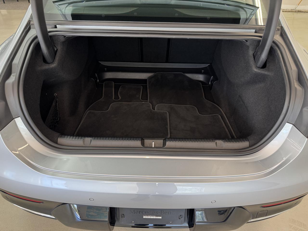 Mercedes-Benz EQE 350 4MATIC 2023