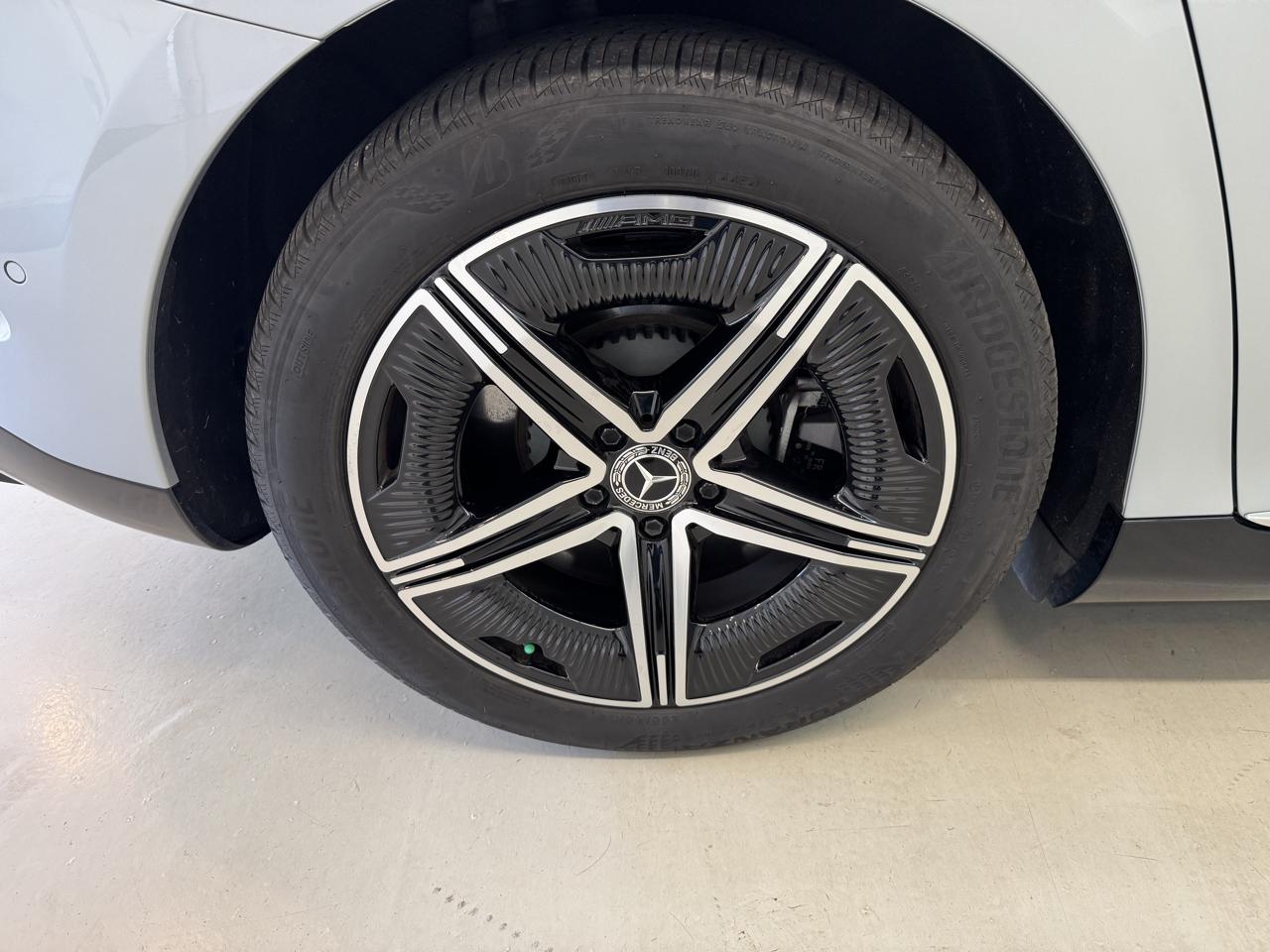 Mercedes-Benz EQE 350 4MATIC 2023