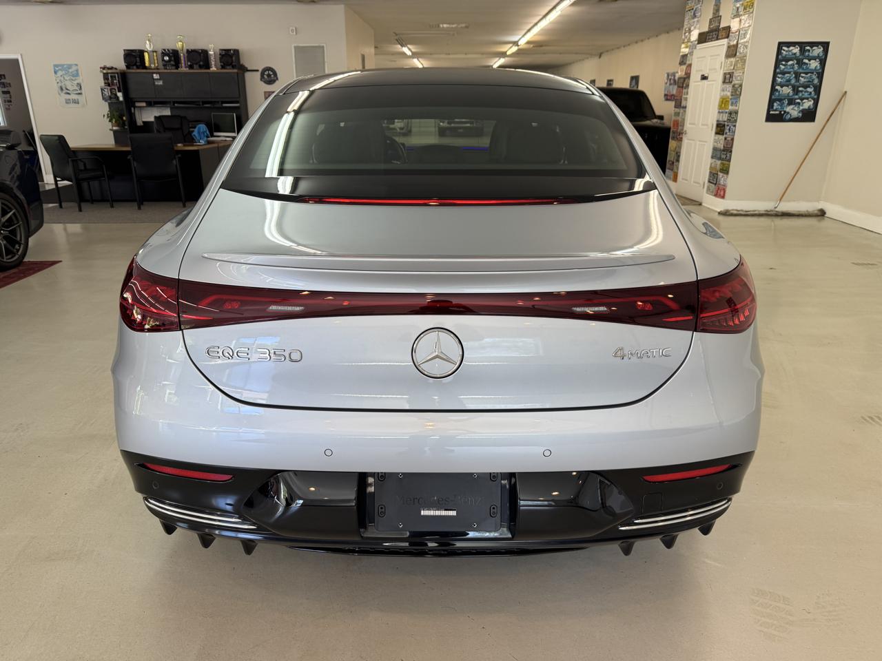 Mercedes-Benz EQE 350 4MATIC 2023