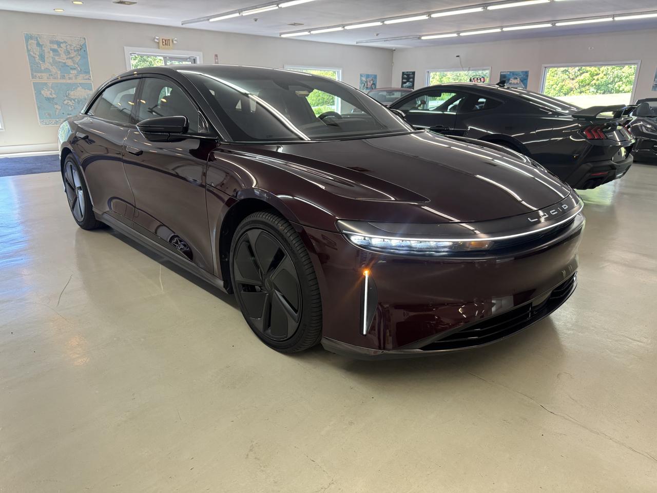 Lucid Air Touring 2025