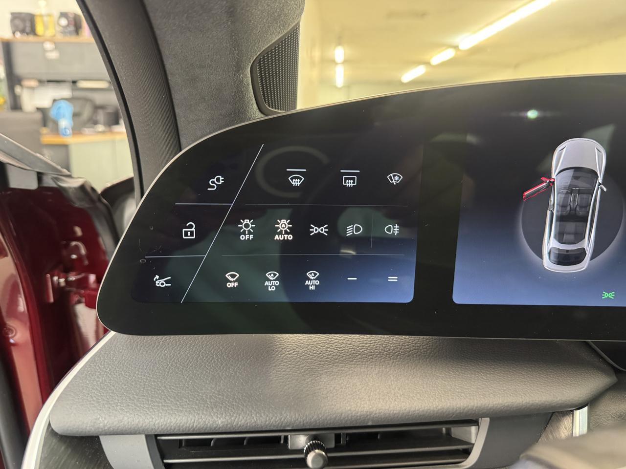 Lucid Air Touring 2025