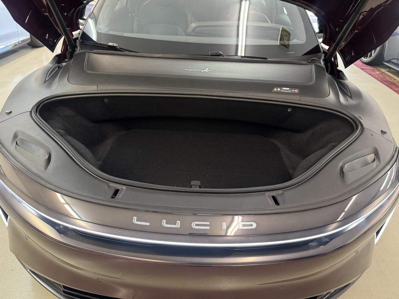 Lucid Air Touring 2025