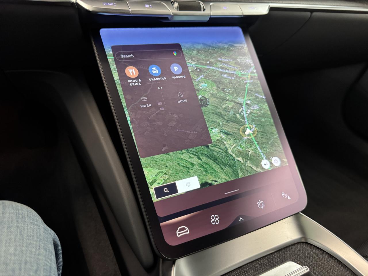 Lucid Air Touring 2025