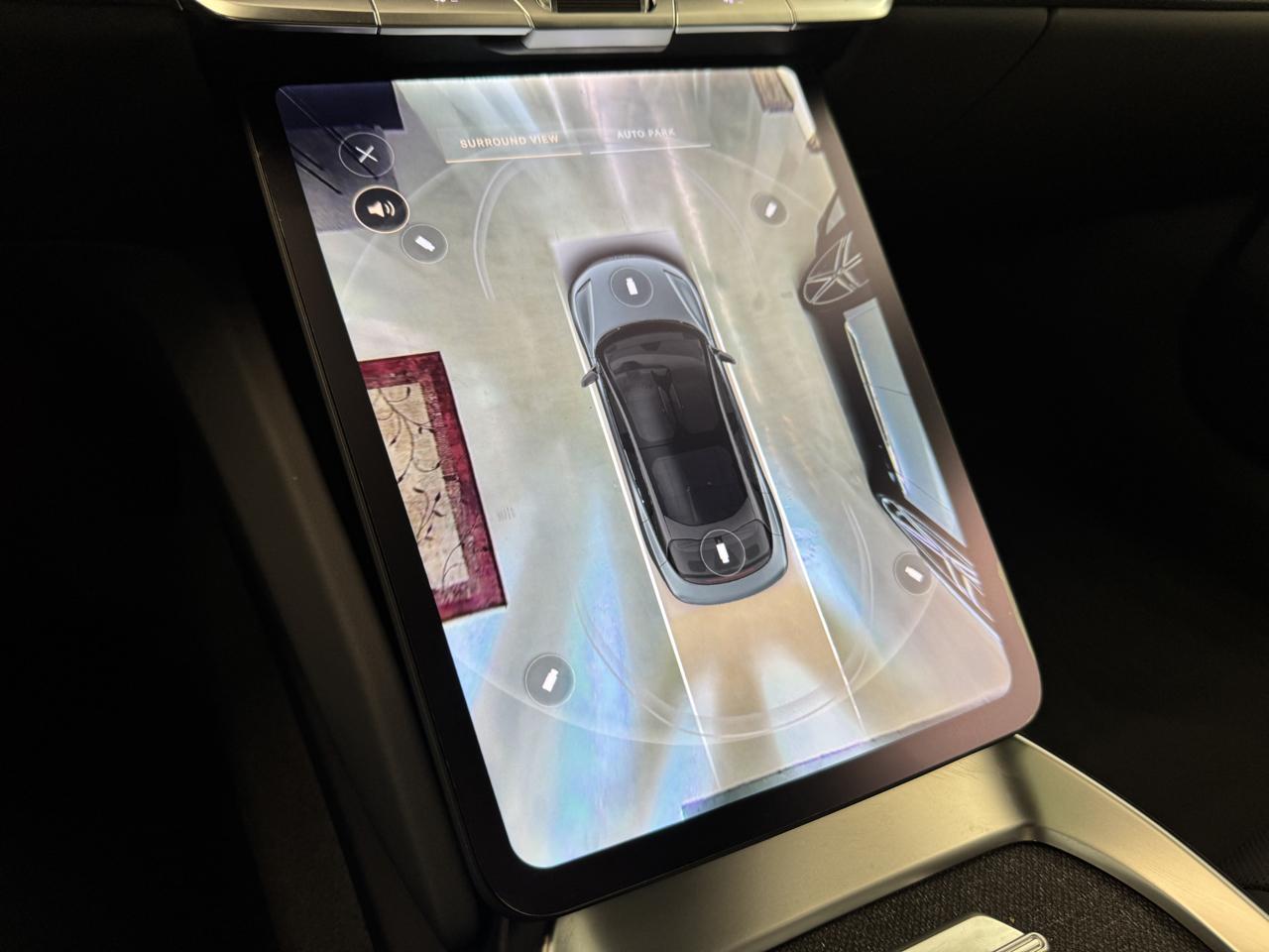 Lucid Air Touring 2025