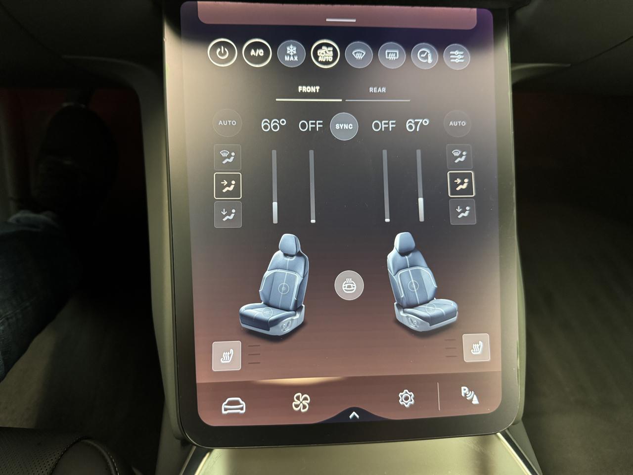 Lucid Air Touring 2025