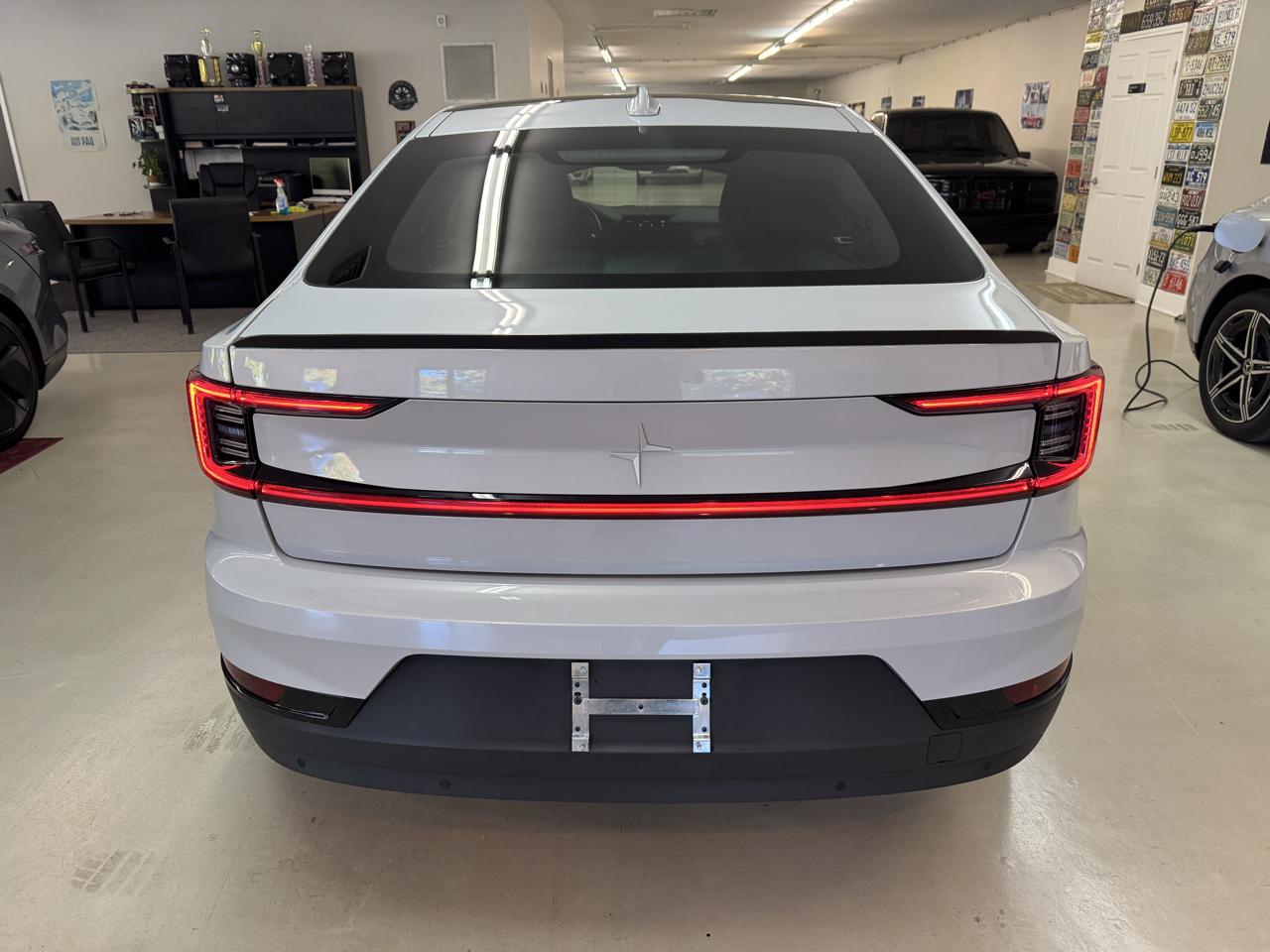 Polestar 2  2024