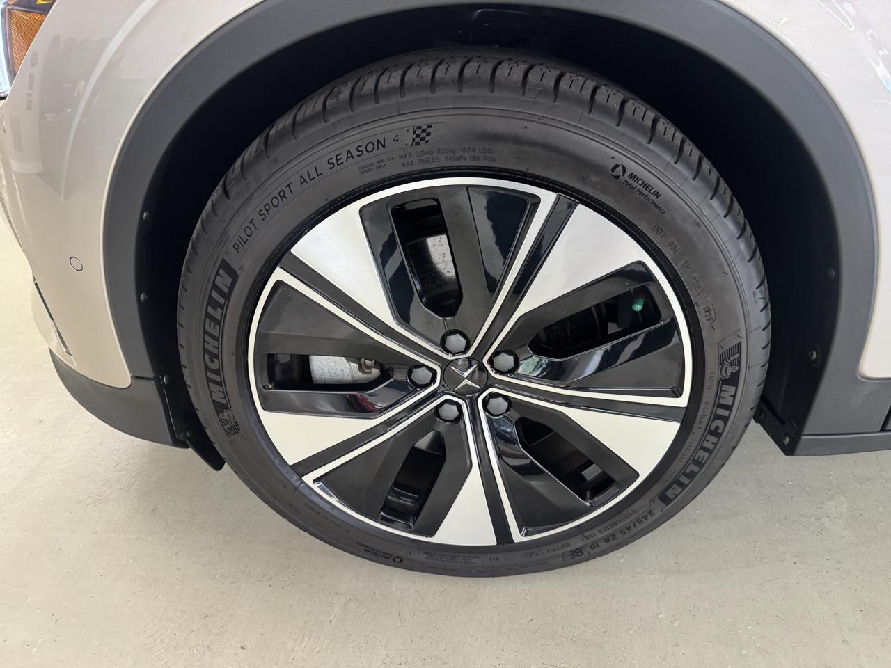 Polestar 2 Long Range Dual Motor AWD 2024