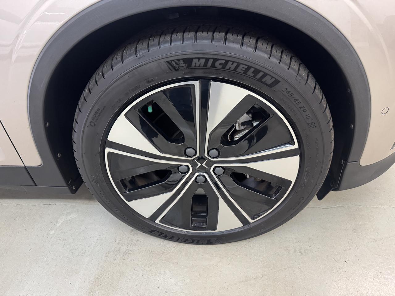 Polestar 2 Long Range Dual Motor AWD 2024