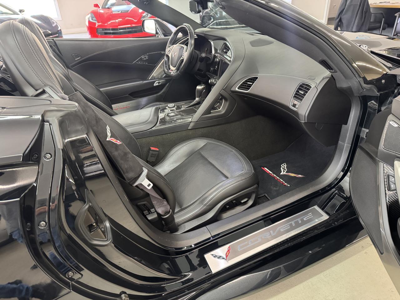 Chevrolet Corvette Grand Sport w/2LT Convertbile 2017