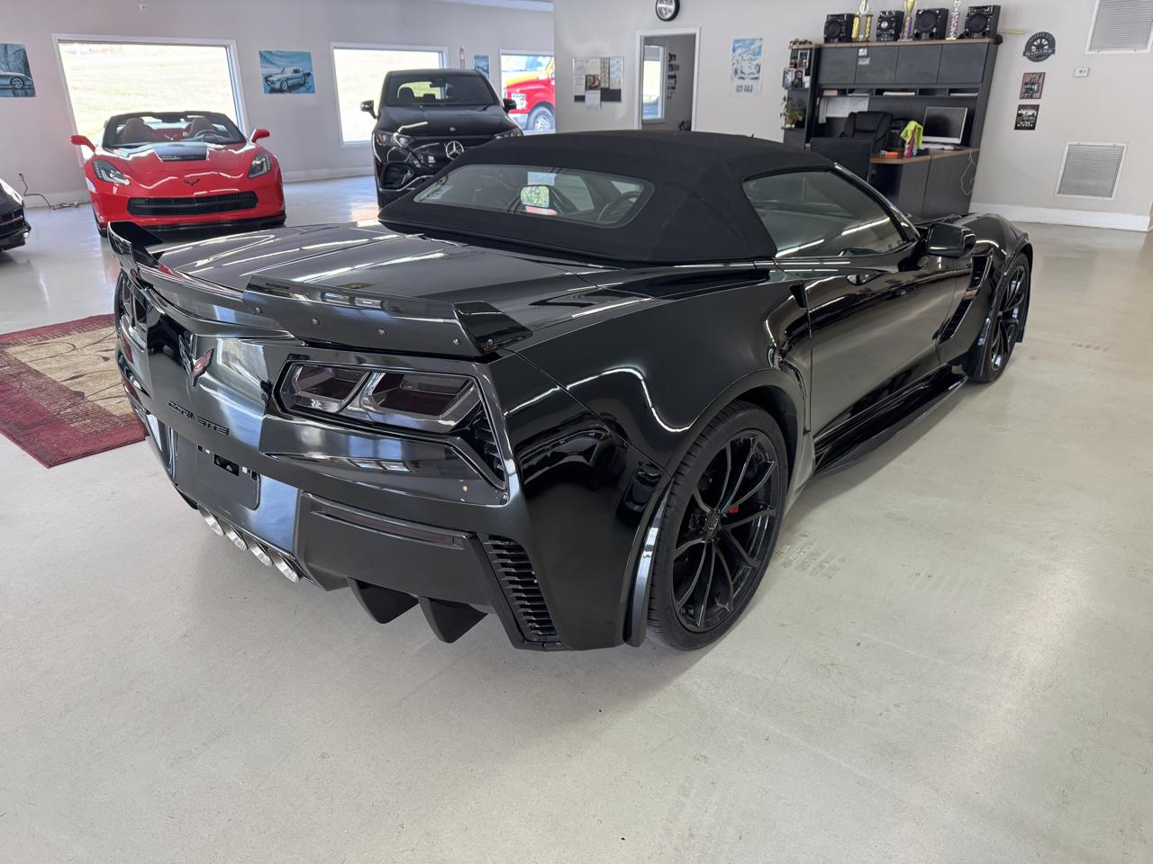 Chevrolet Corvette Grand Sport w/2LT Convertbile 2017