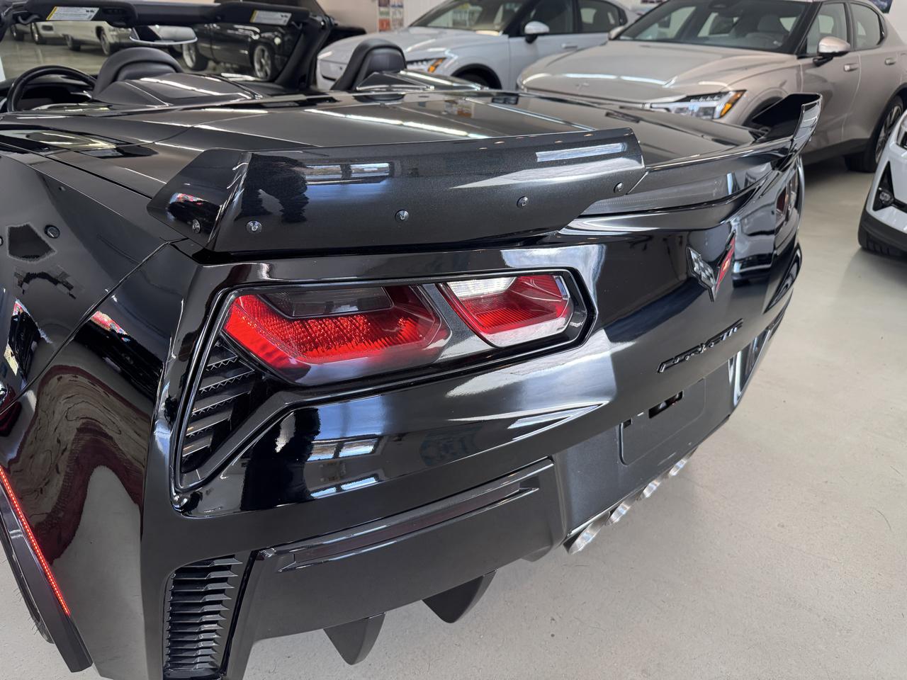 Chevrolet Corvette Grand Sport w/2LT Convertbile 2017