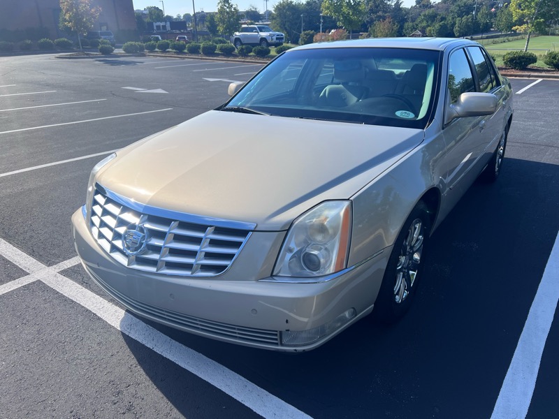 2008 Cadillac DTS Luxury II photo 9