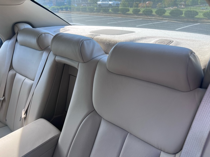 2008 Cadillac DTS Luxury II photo 21