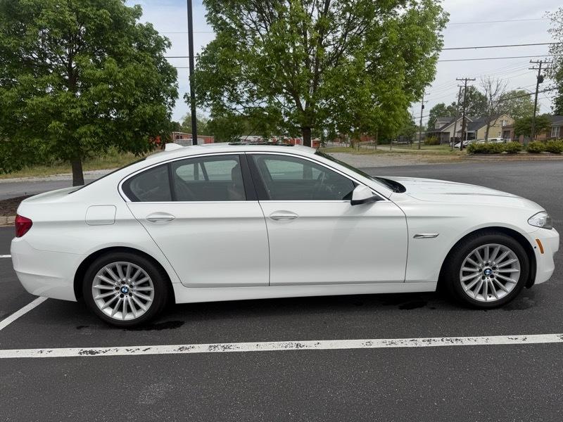 BMW 5-Series 535i xDrive 2013