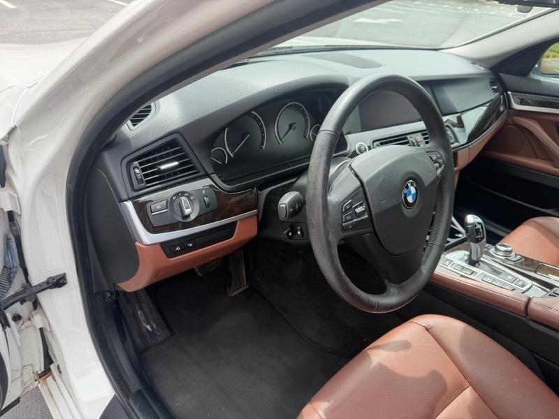 BMW 5-Series 535i xDrive 2013