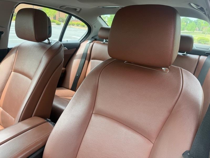 BMW 5-Series 535i xDrive 2013