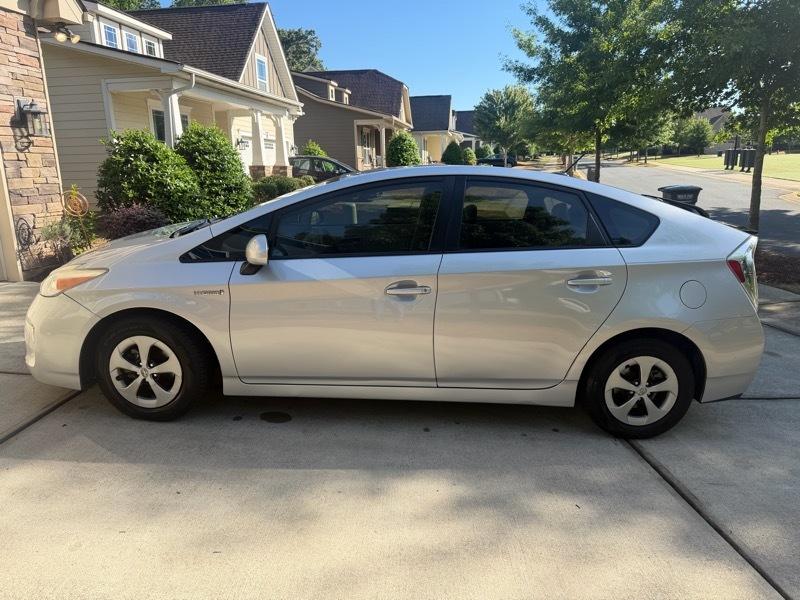 Toyota Prius Prius V 2012