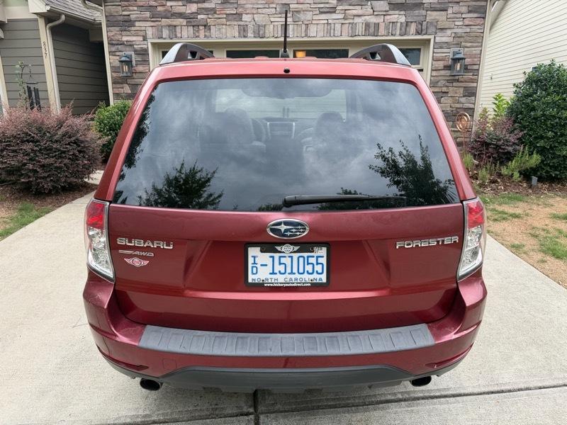 Subaru Forester 2.5X Limited 2010