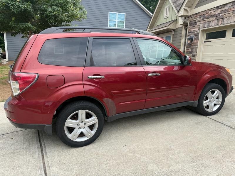 Subaru Forester 2.5X Limited 2010