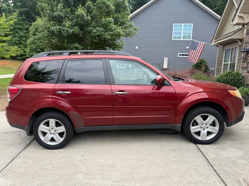 Subaru Forester 2.5X Limited 2010