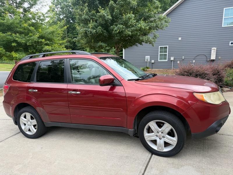 Subaru Forester 2.5X Limited 2010