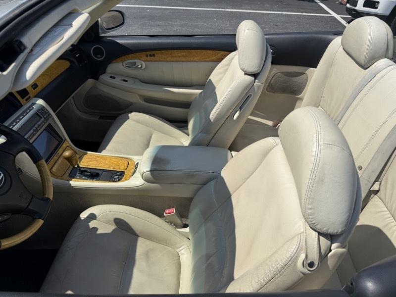 Lexus SC 430 Convertible 2004