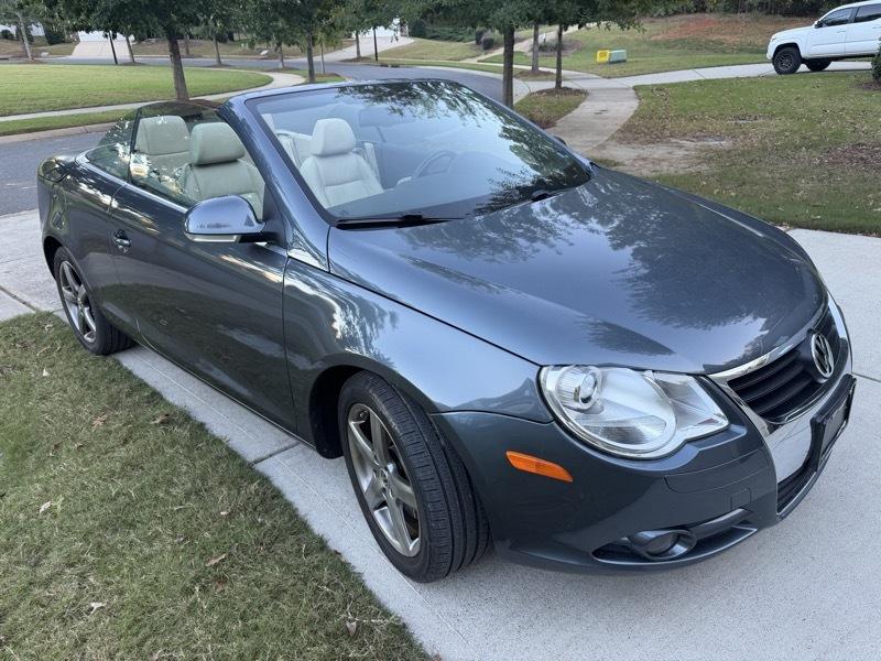 Volkswagen Eos 2.0T w/ Sport Pkg. 2007