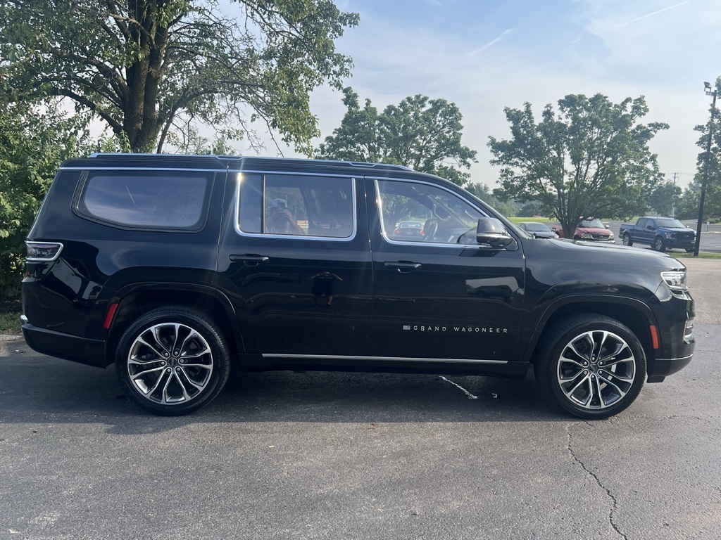 Jeep Grand Wagoneer  2022