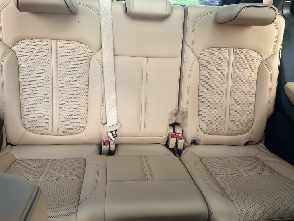 Jeep Grand Wagoneer  2022