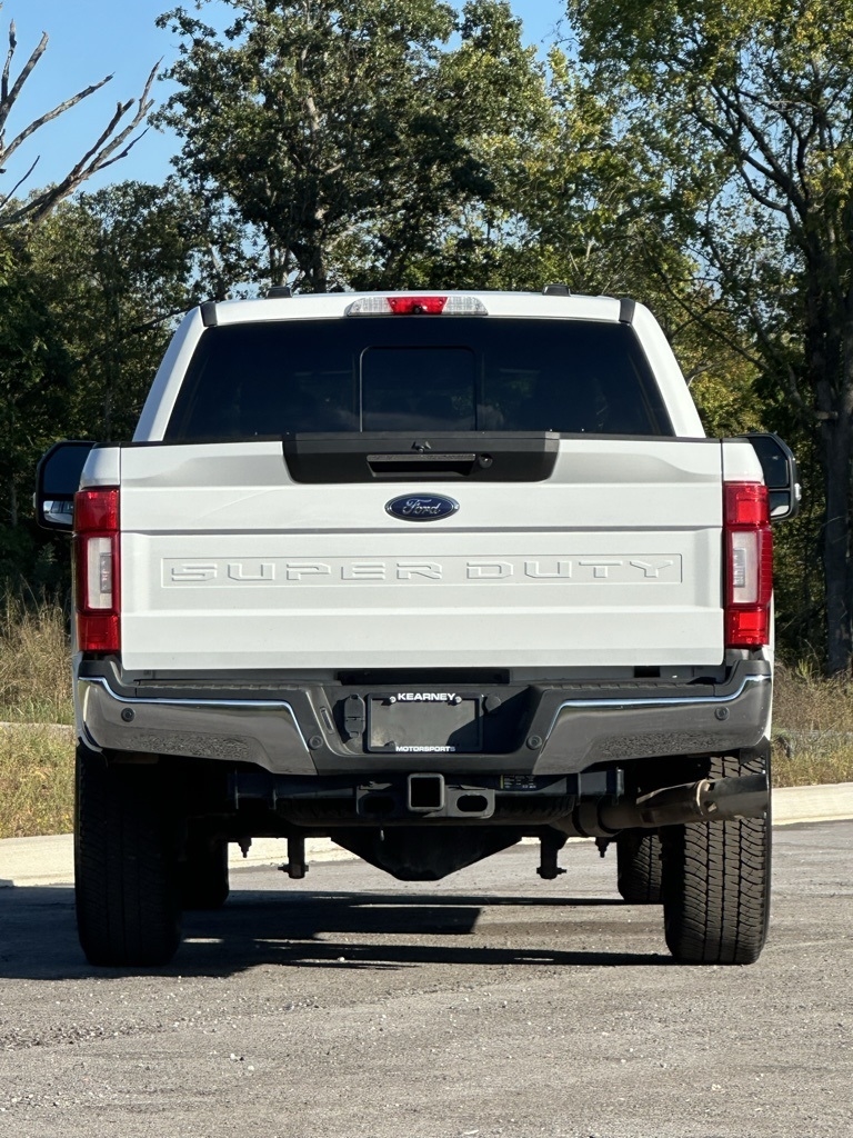 2022 Ford F-350 Lariat photo 4
