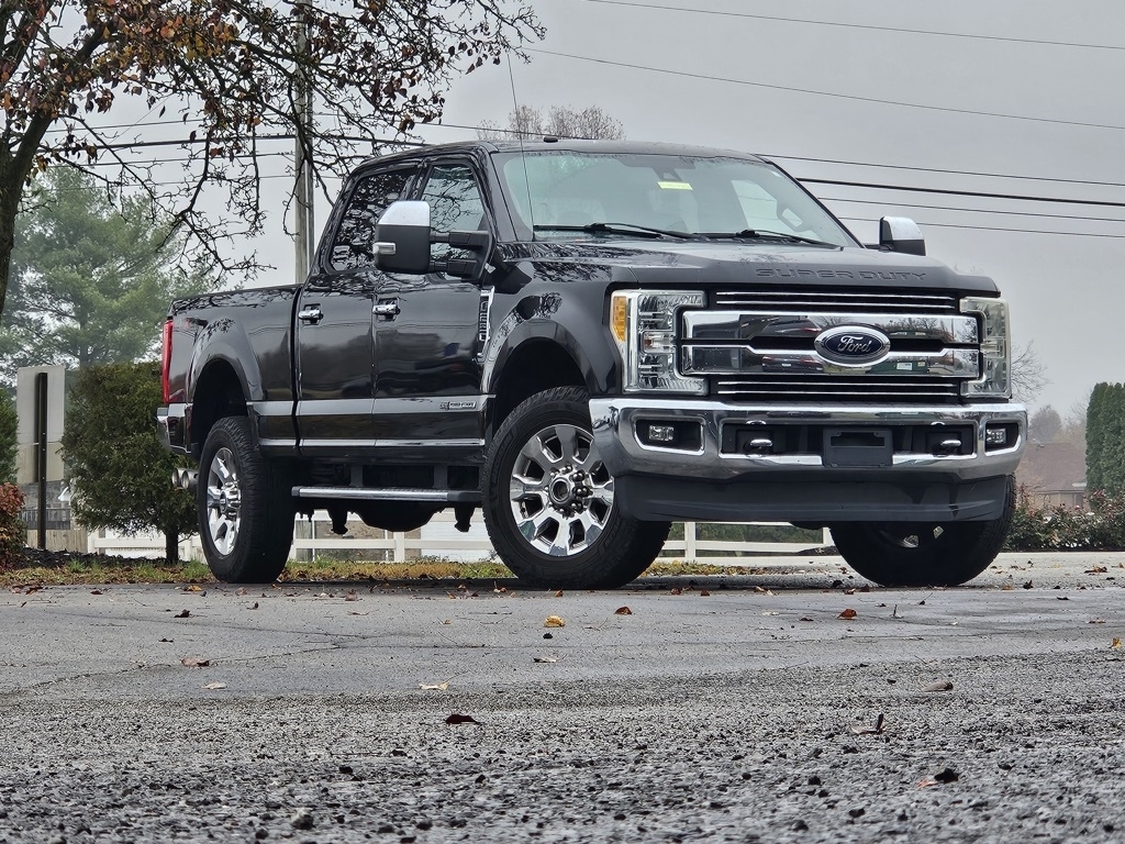 2017 Ford Super Duty F-250 SRW Lariat