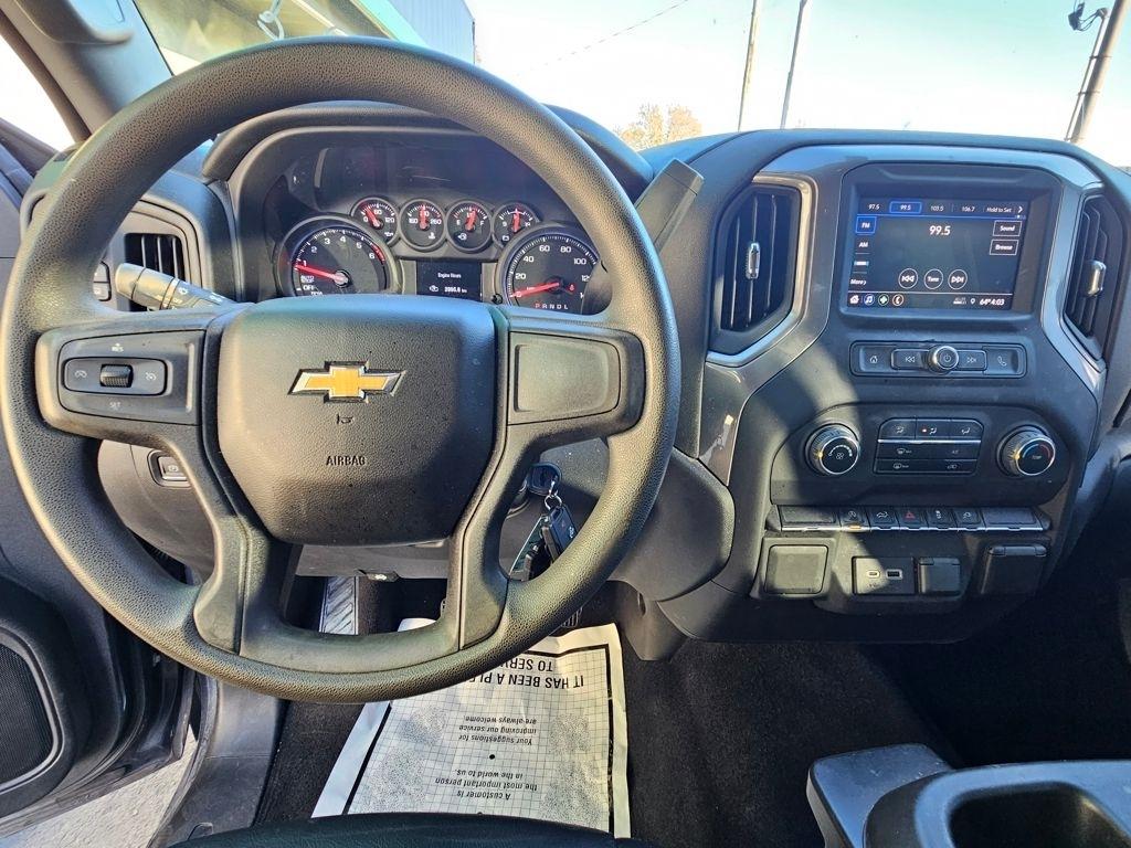 Chevrolet Silverado 1500  2021