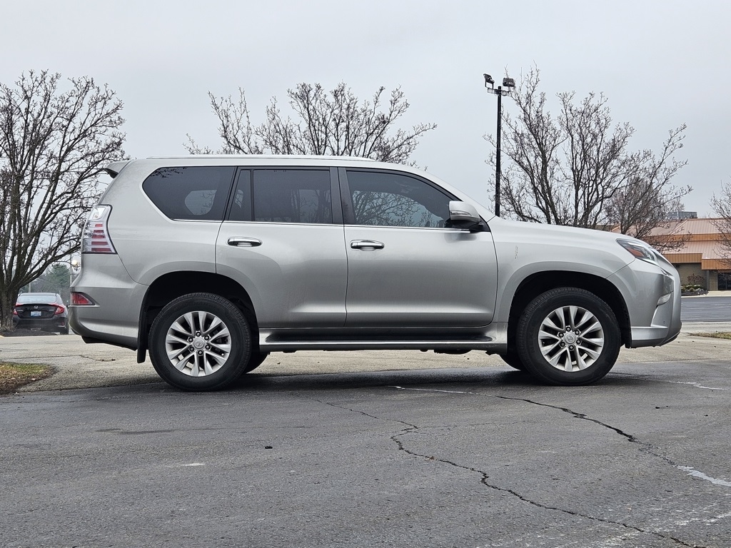 Lexus GX  2021