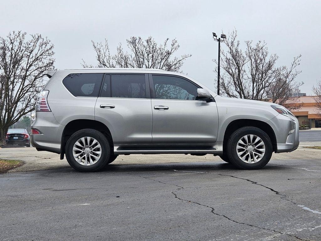 Lexus GX  2021