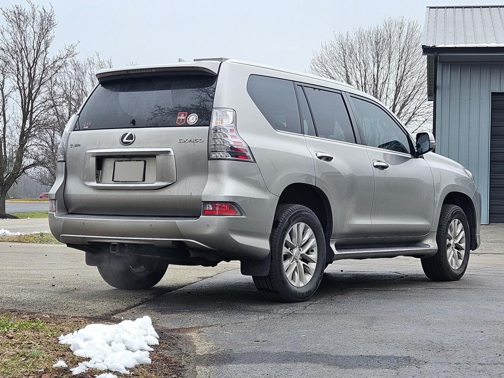Lexus GX  2021