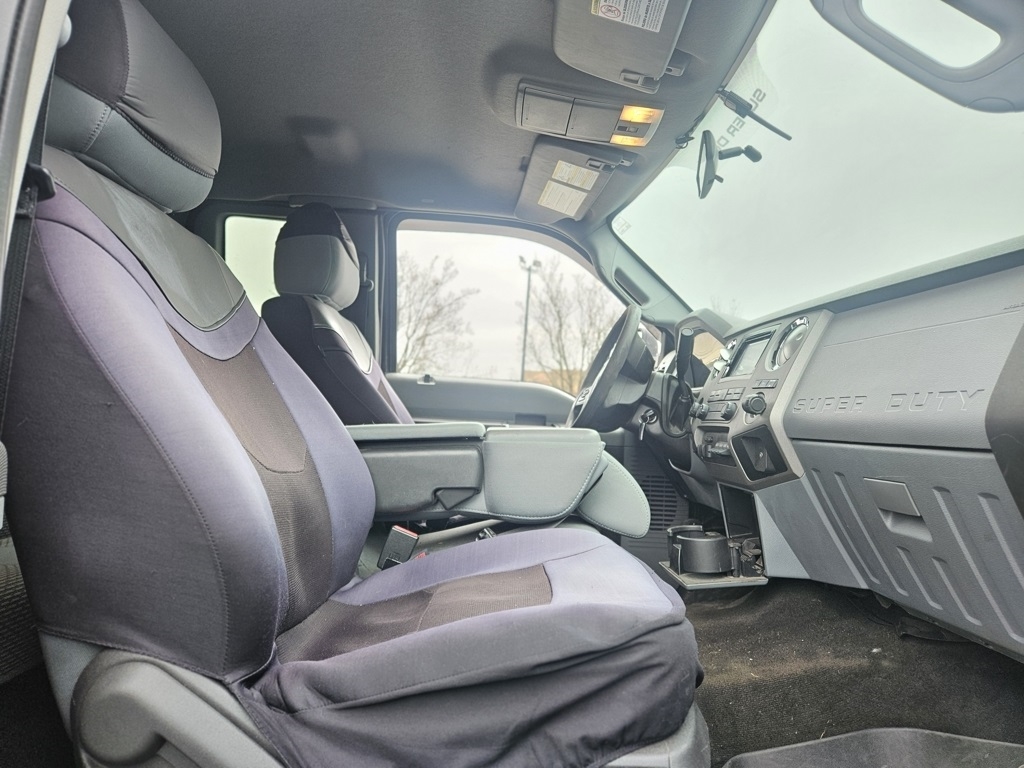 Ford Super Duty F-250 SRW  2012